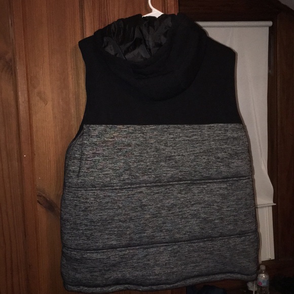 Machine Vest - Picture 3 of 3